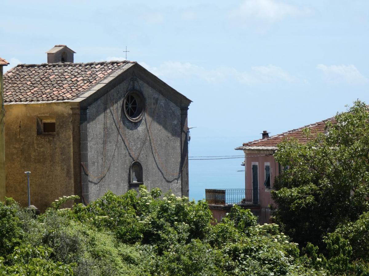 Sant'Anna Hostel La Spezia Luaran gambar