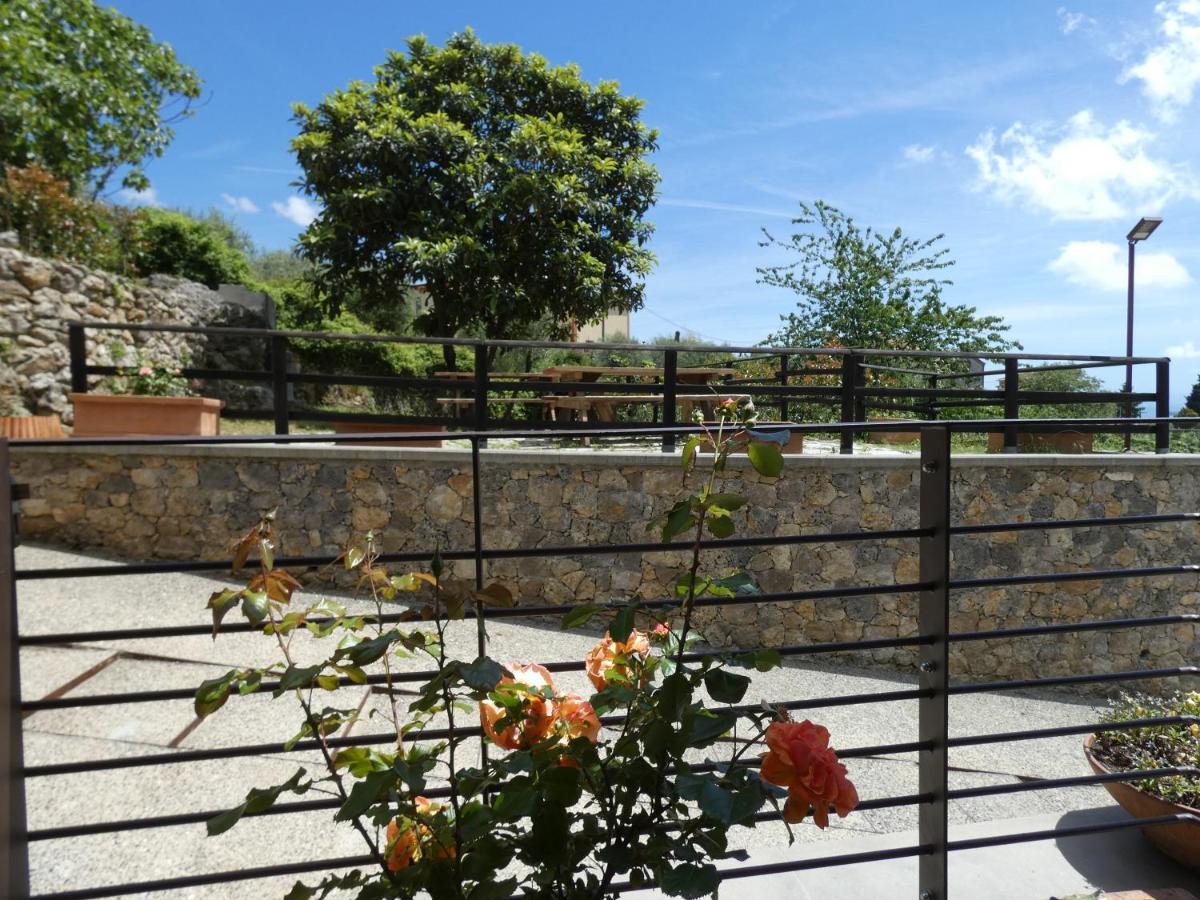 Sant'Anna Hostel La Spezia Luaran gambar